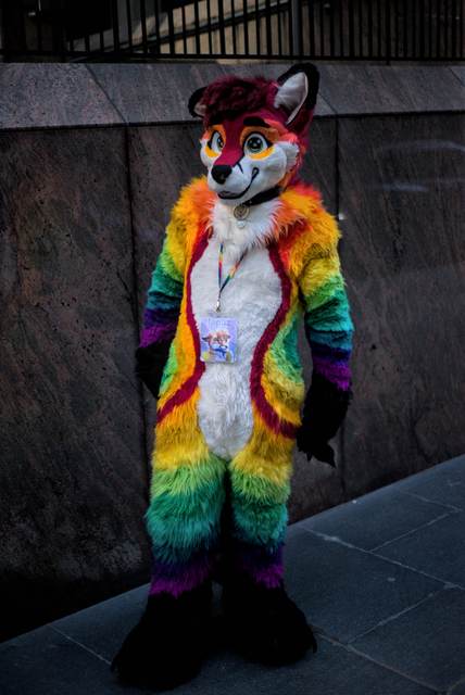 2026-10-10-londonfurs-4.jpg